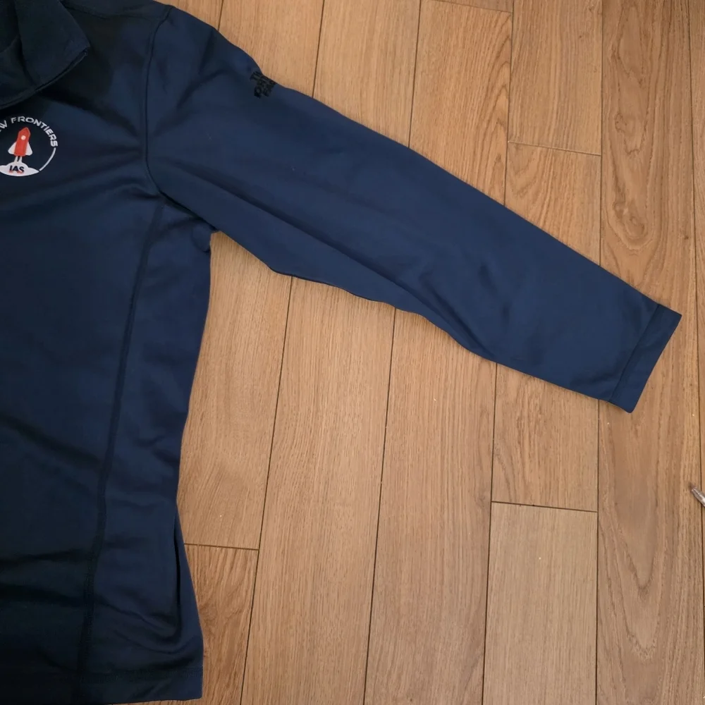 North Face New Frontiers Quarter Zip Jacket- XL